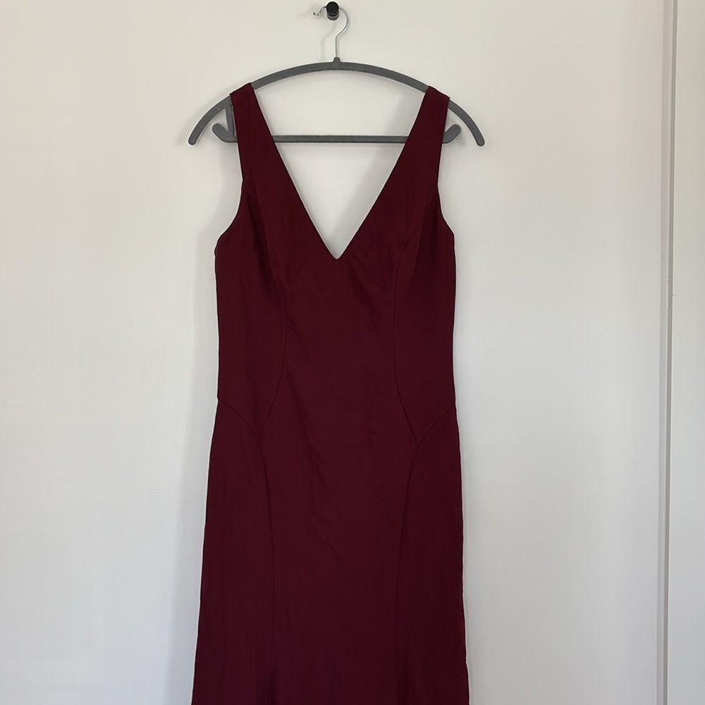 Dessy Collection vneck open back trumpet maroon red long maxi formal dress gown - Picture 4 of 9